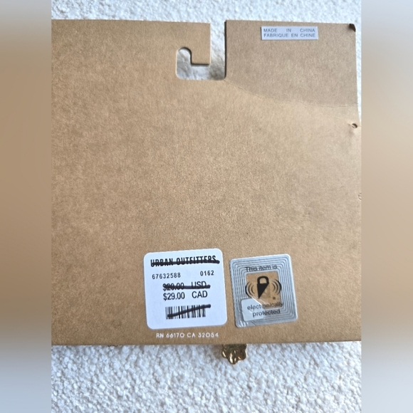 NEW!! Urban Outfitters, Set of 3, Flower Power Earrings and Layering Necklaces - Picture 6 of 8